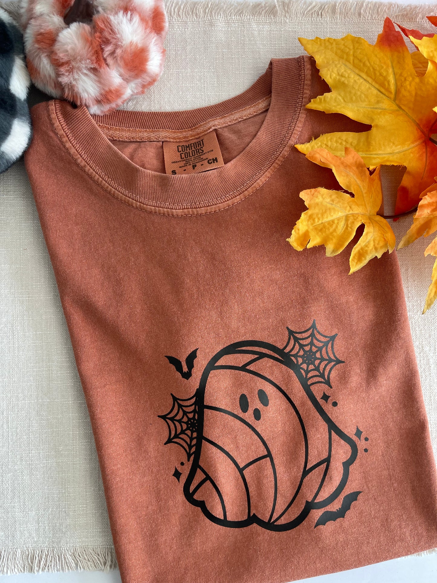 Spooky Concha Ghost Vintage Tee